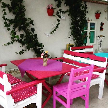 Nese Hotel Çeşme Exteriör bild