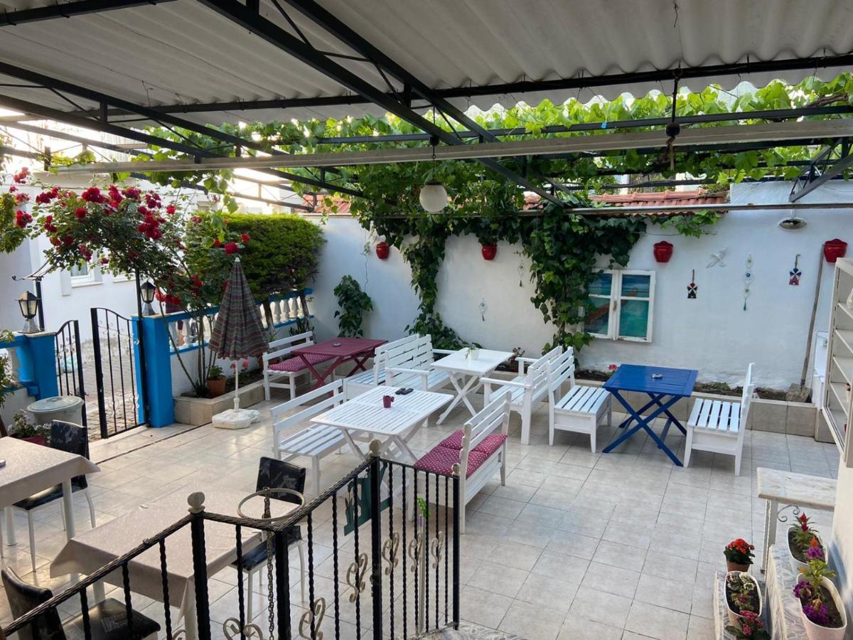 Nese Hotel Çeşme Exteriör bild