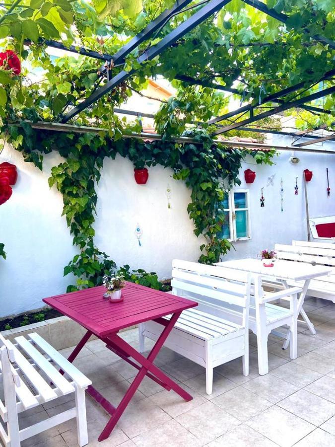 Nese Hotel Çeşme Exteriör bild