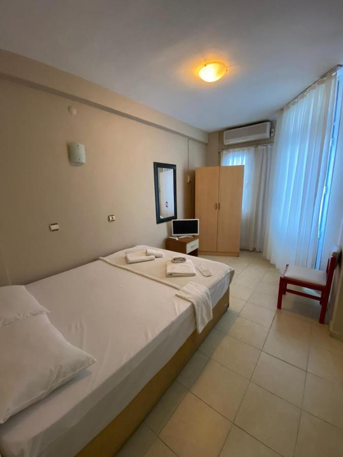 Nese Hotel Çeşme Exteriör bild