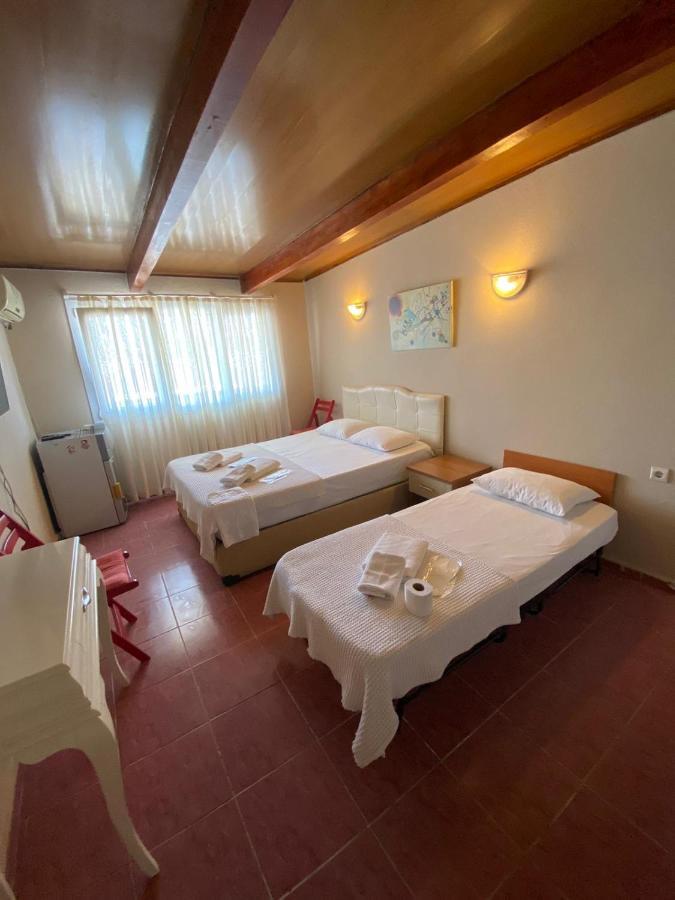 Nese Hotel Çeşme Exteriör bild