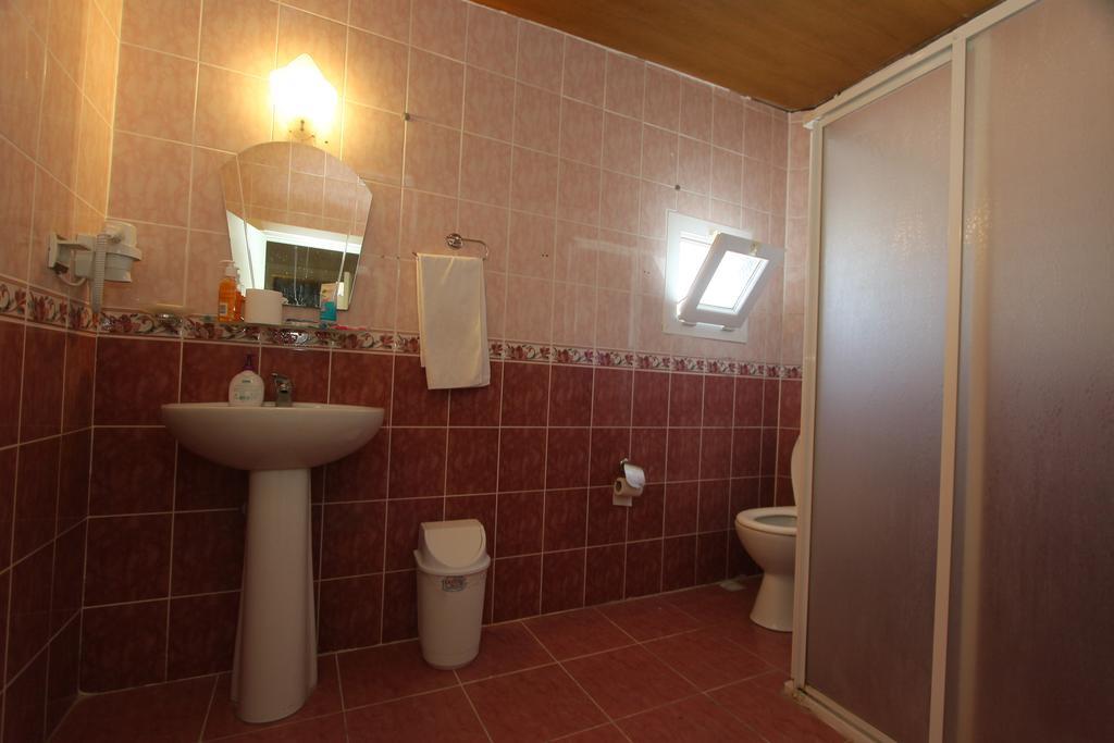 Nese Hotel Çeşme Exteriör bild