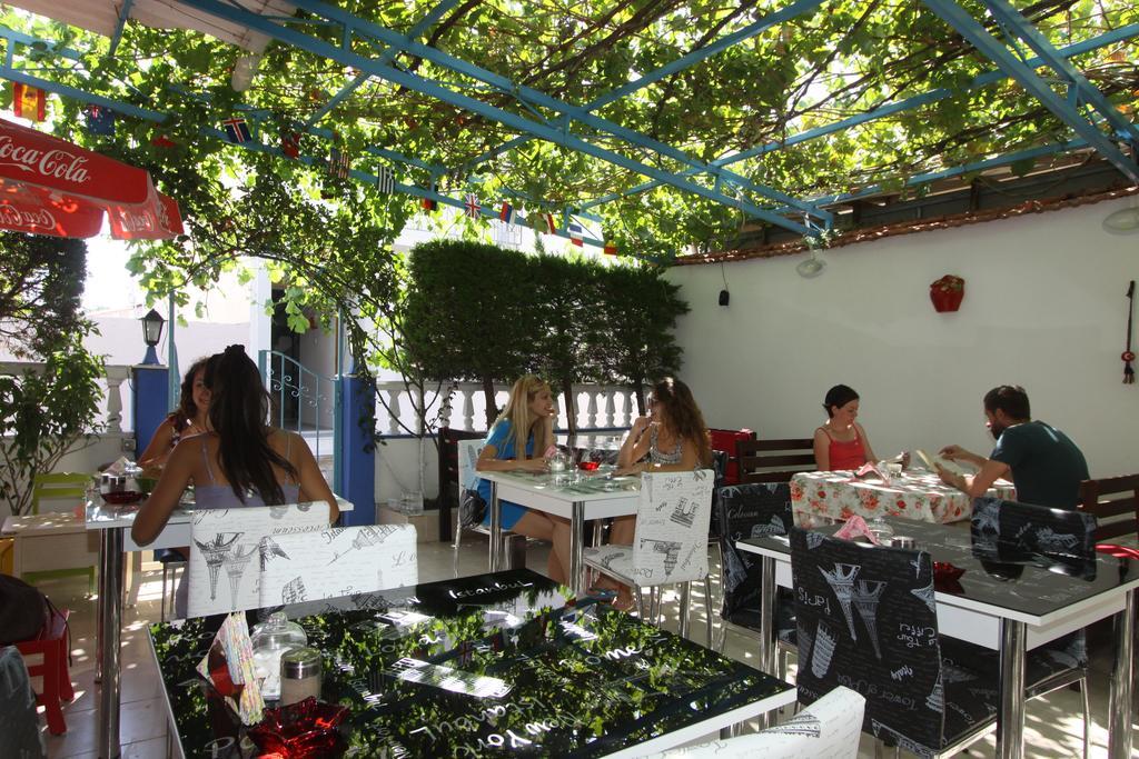Nese Hotel Çeşme Exteriör bild